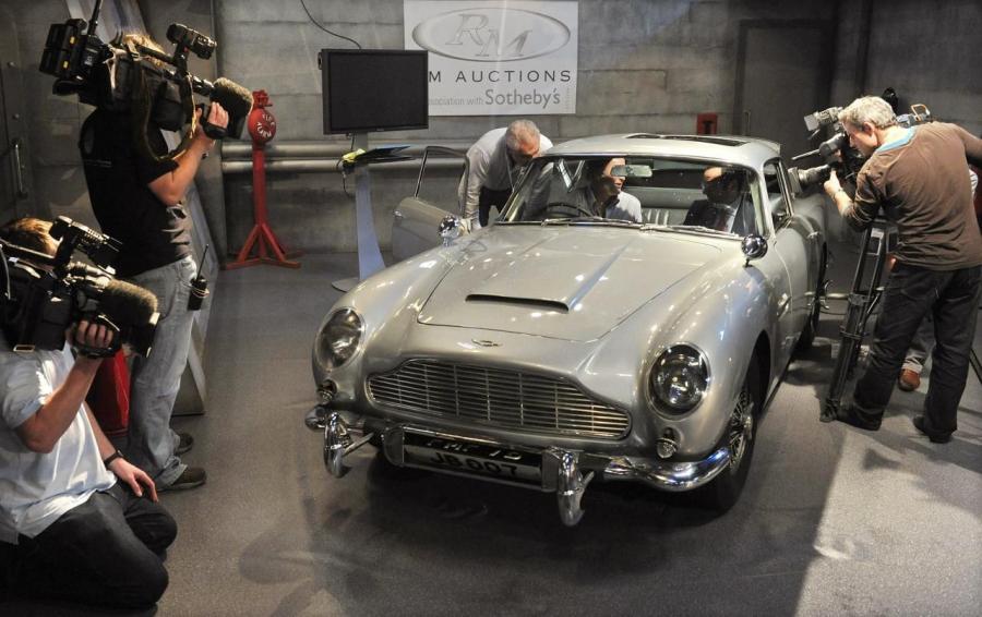  Aston Martin DB5 James Bond Edition 1964 года  (фото 42 из 97)